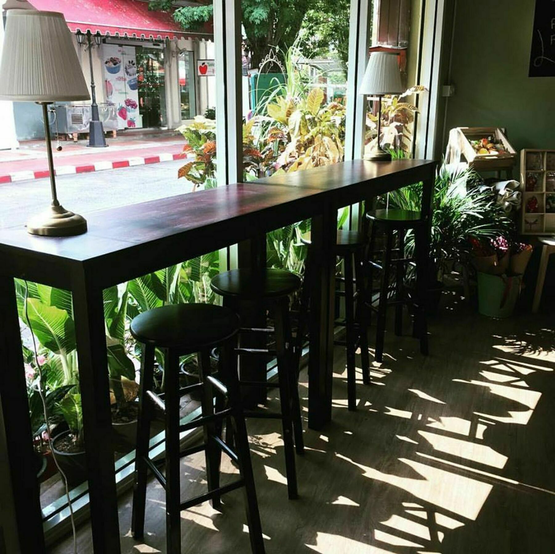 לינה וארוחת בוקר בנגקוק Folk Poshtel Silom מראה חיצוני תמונה