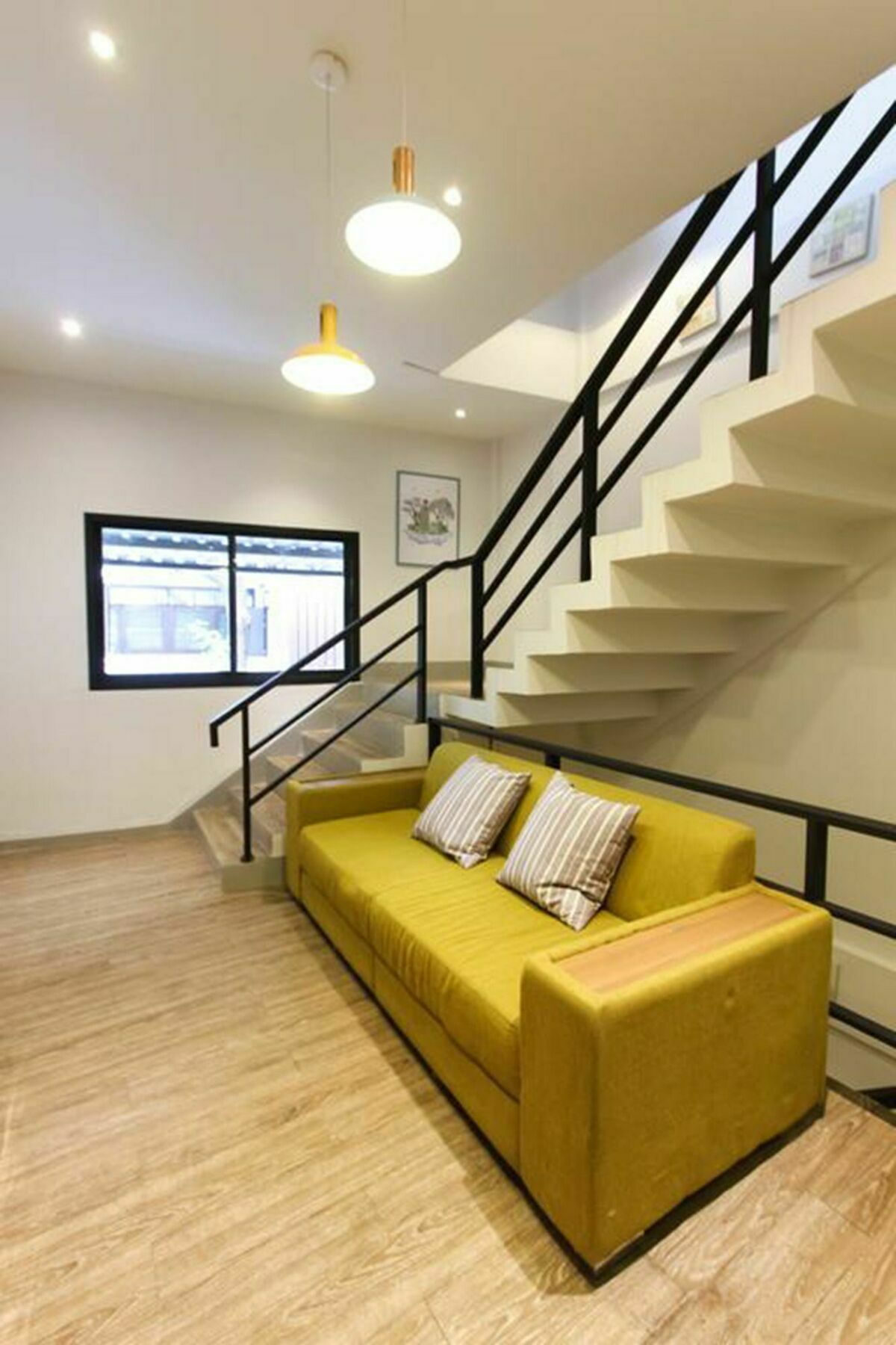 לינה וארוחת בוקר בנגקוק Folk Poshtel Silom מראה חיצוני תמונה